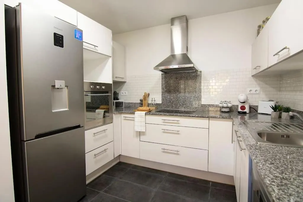 Seahomes Vacations - Acacias Beach&Chic Lloret de Mar