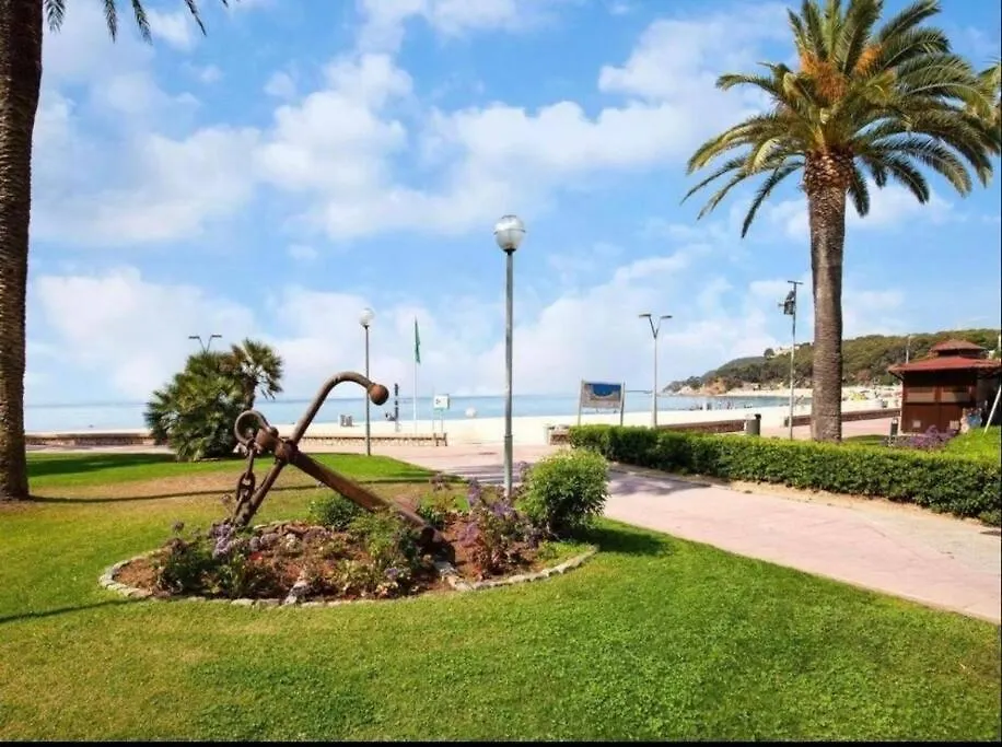 Seahomes Vacations - Acacias Beach&Chic Lloret de Mar Apartment