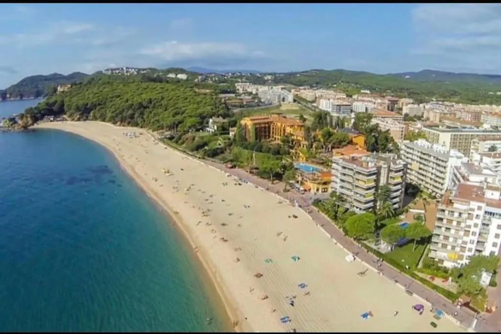 Seahomes Vacations - Acacias Beach&Chic Lloret de Mar Apartment