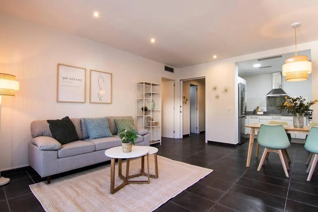 Seahomes Vacations - Acacias Beach&Chic Lloret de Mar 0*,